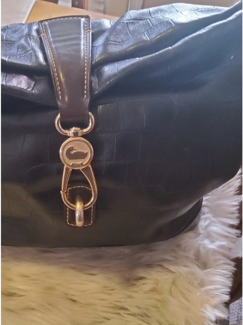 Dooney & Bourke Black Croc Embossed Logo Lock Sac Bag GUC - Moving sale